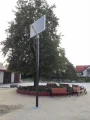 Zamontowana lampa na chodniku Lampa solarna uliczna Perfect Eco