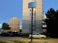 Zamontowana przy ulicy Lampa solarna uliczna Perfect Eco